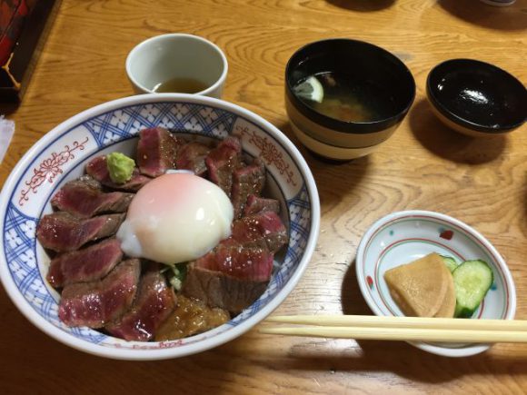 内牧温泉 いまきん食堂で食べた「あか牛丼」は絶品でした