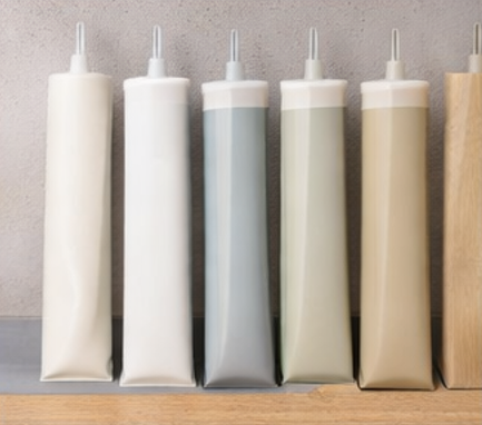 色選び 何色が目立たない